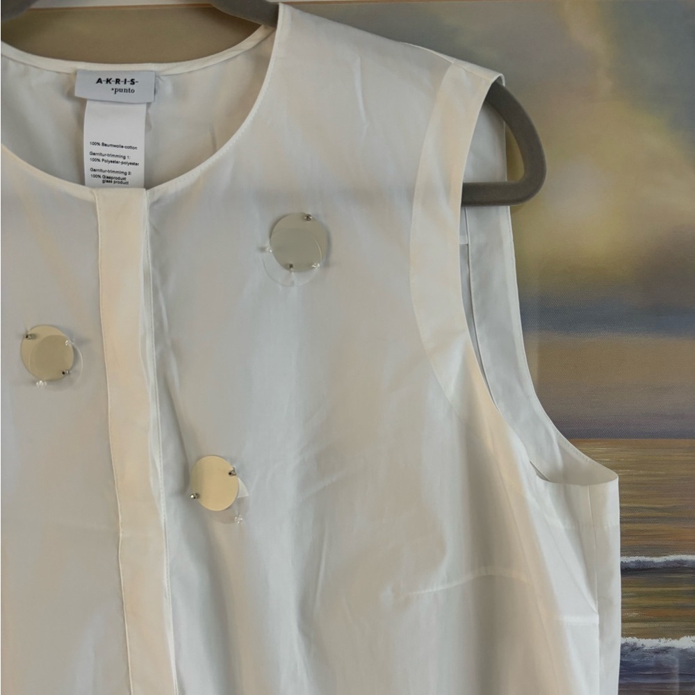 AKRIS PUNTO White Cotton Poplin Disk & Bead Applique Detail Sleeveless Top - Picture 5 of 11